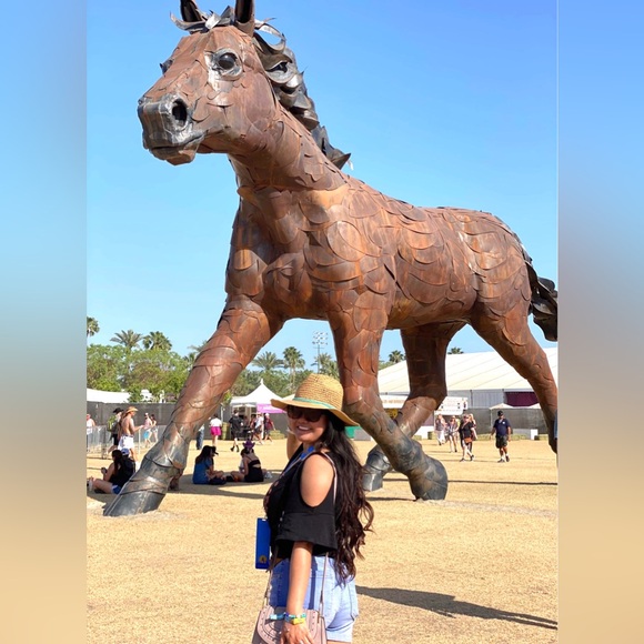 Meet Your Seller/Buyer - Picture 6 of 10